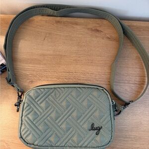 Lug Quilted coupe Green Crossbody Bag